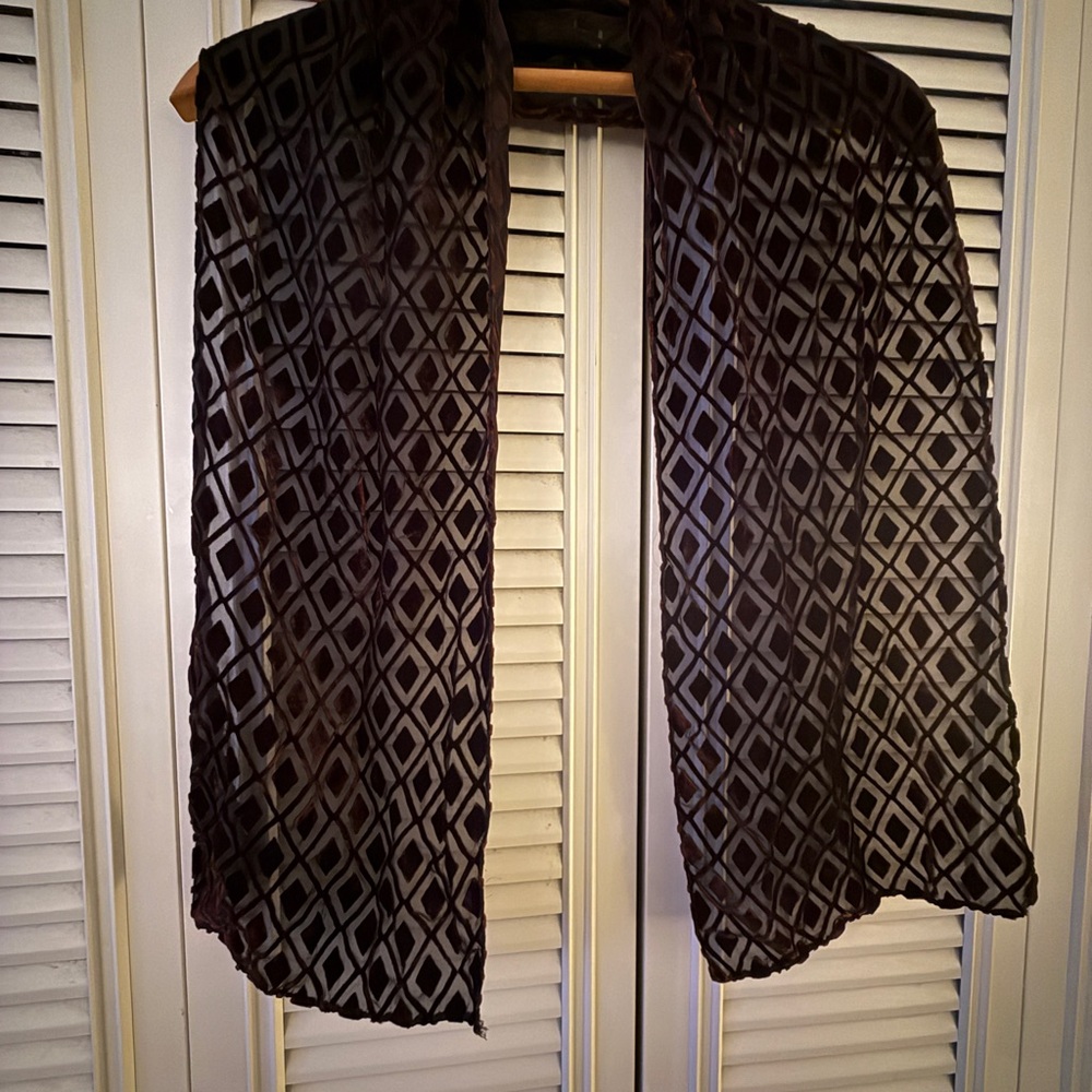 Unique Vintage Black Geometric Velvet Burnout Scarf